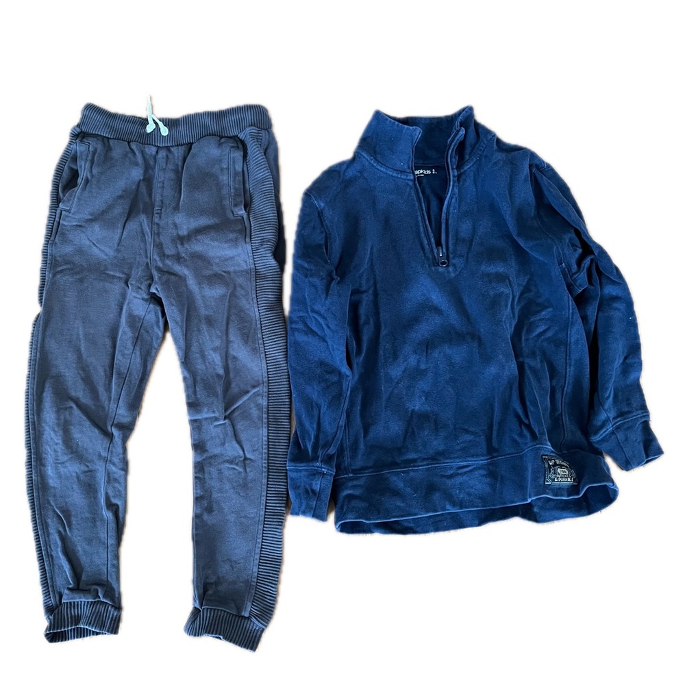 Boys Size 6 Bundle: Gap Navy Pullover and PL Brand Gray Sweatpants